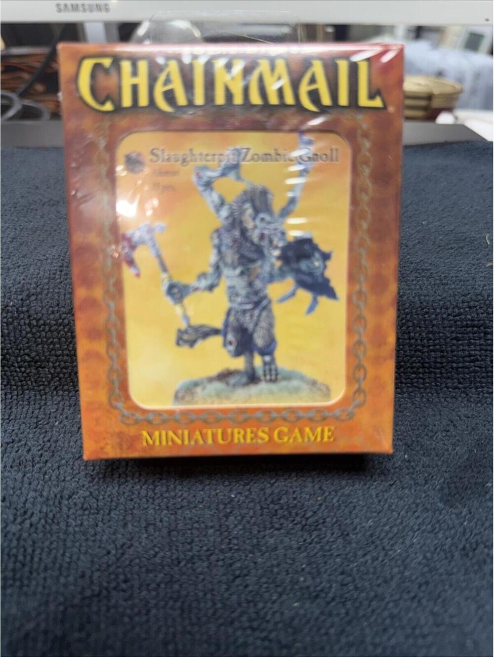 D&D Miniatures Chainmail box set: Slaughter Zombie Gnoll: Sealed